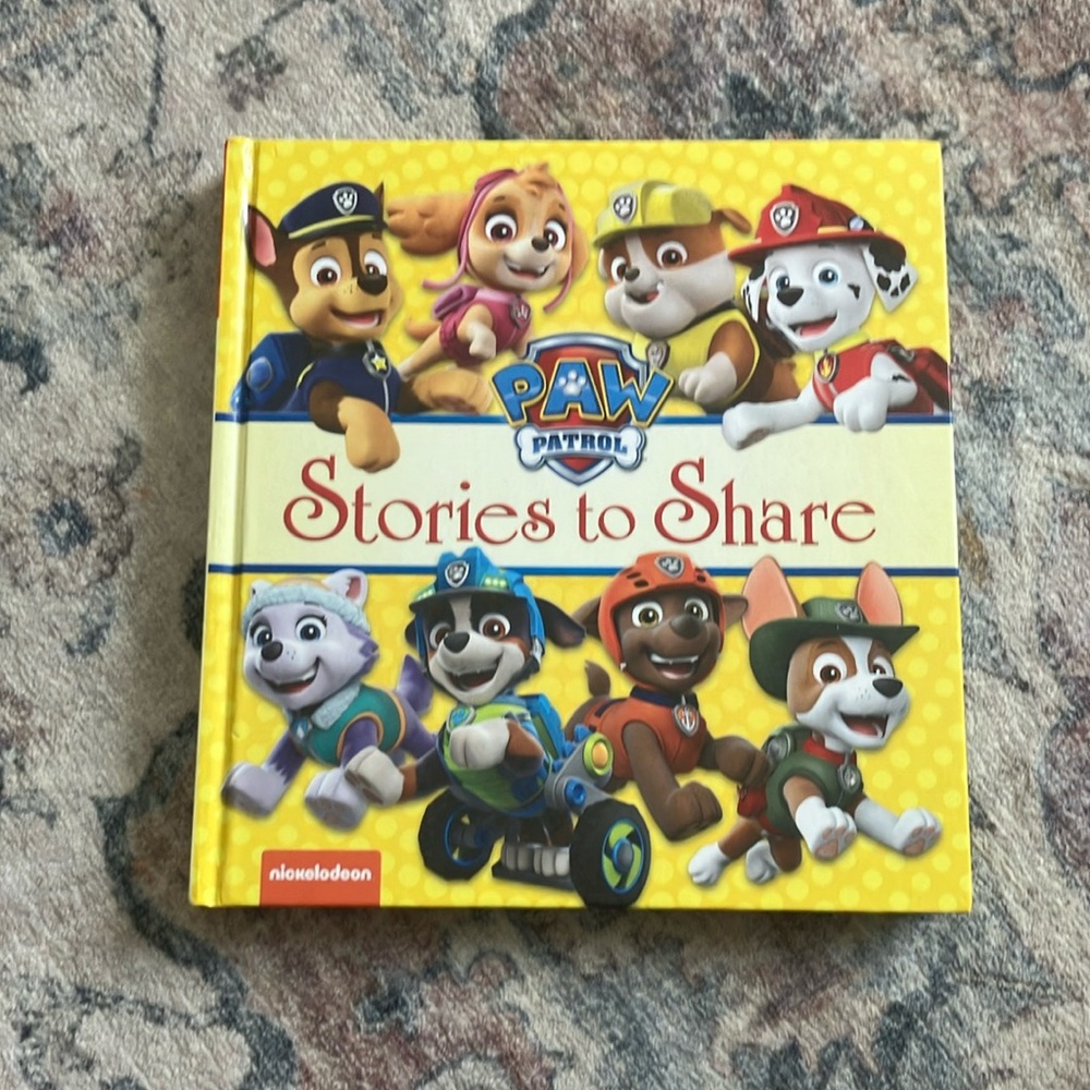 $1 BUNDLED Nickelodeon Paw Patrol Yellow Storybook